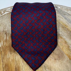 VTG The Andover Shop Paisley Silk Necktie Made in England Maroon Blue Paisley